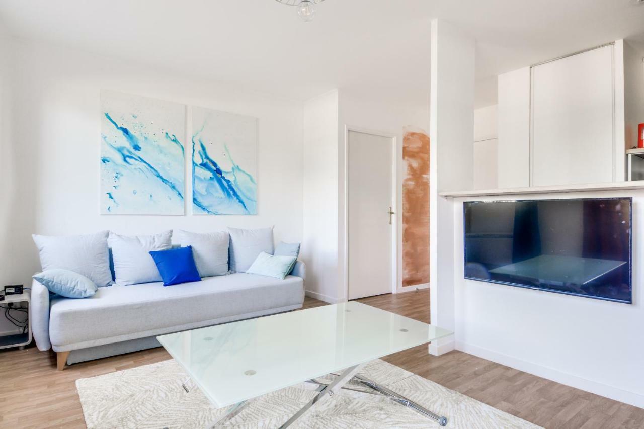 Water Color - Sdp Apartment มานี-เลอ-องเกรอ ภายนอก รูปภาพ